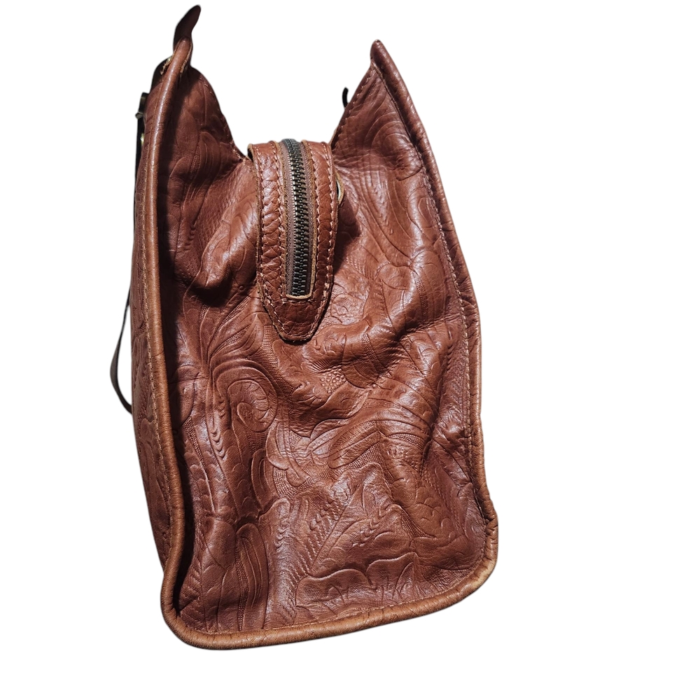 Elegant Brown Embossed Leather Tote - Picture 13 of 16